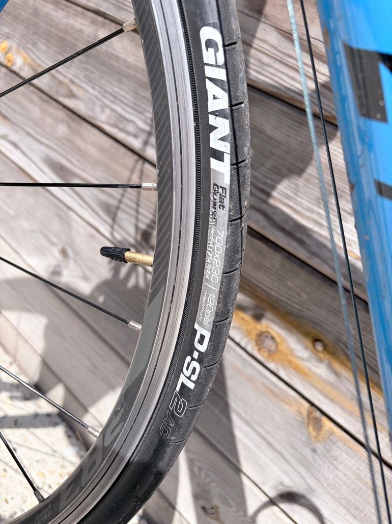 Käytetty Giant Contend 1 2019 2019 Road & Gravel — kuva 5 / 12