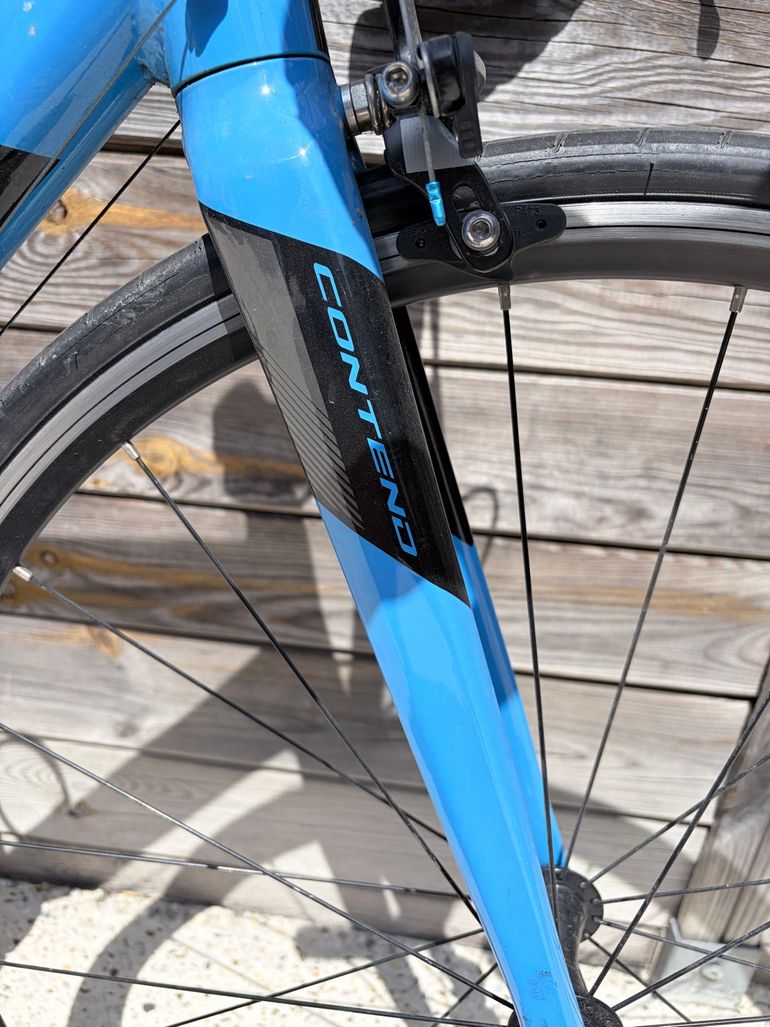 Käytetty Giant Contend 1 2019 2019 Road & Gravel — kuva 10 / 12