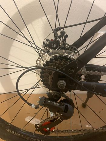 Used Avasta Thrax 27.5 2024 Mountainbike, Black — image 8 of 9