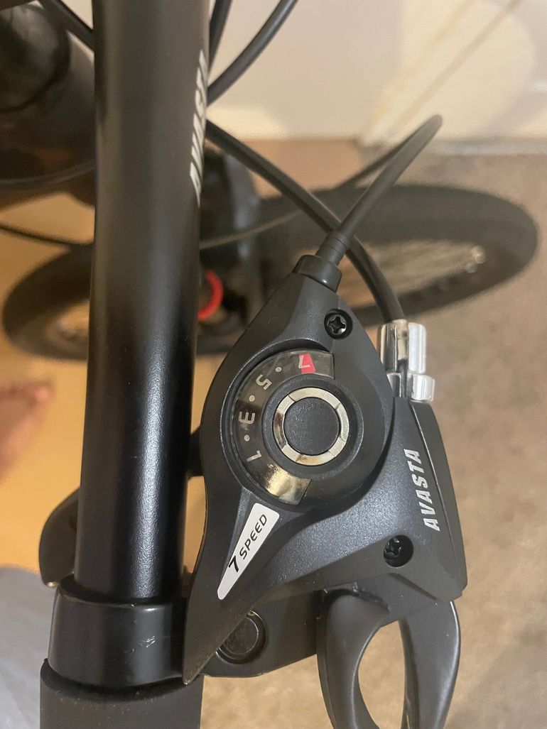 Used Avasta Thrax 27.5 2024 Mountainbike, Black — image 9 of 9