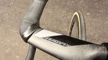 Used Haro Rivette SRAM Force eTap AXS 2025 Road & Gravel, White — image 11 of 19