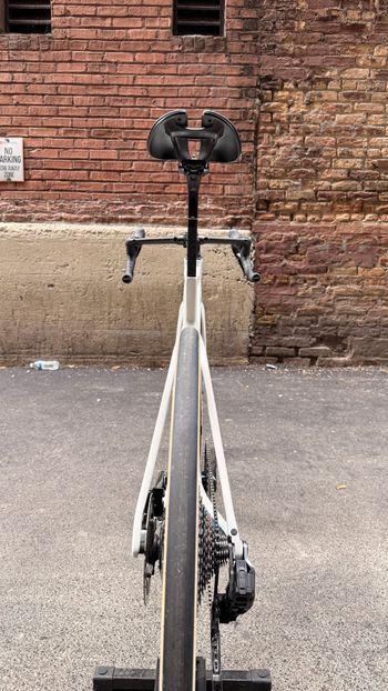 Used Haro Rivette SRAM Force eTap AXS 2025 Road & Gravel, White — image 17 of 19