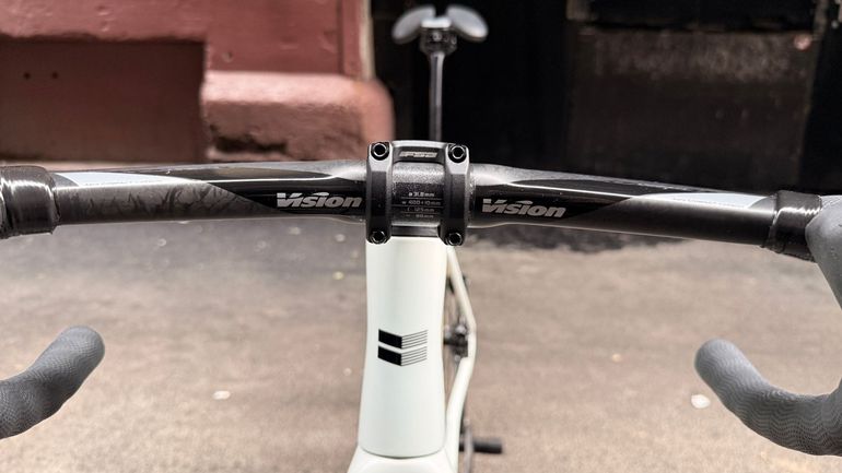 Used Haro Rivette SRAM Force eTap AXS 2025 Road & Gravel, White — image 8 of 19