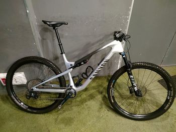 Tweedehands Canyon Lux Trail CF 7 2026 2026 MTB