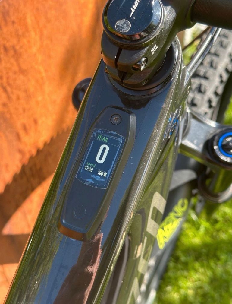 Brugt Specialized Kenevo Shimano Deore XT 2022 Mountainbike — billede 9 af 17