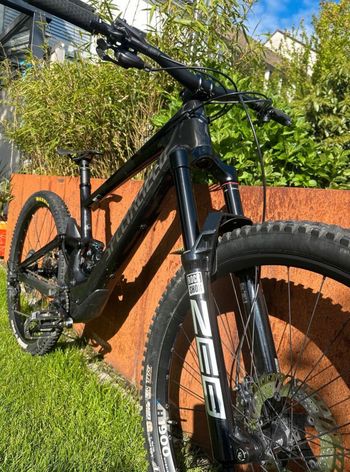 Brugt Specialized Kenevo Shimano Deore XT 2022 Mountainbike — billede 2 af 17