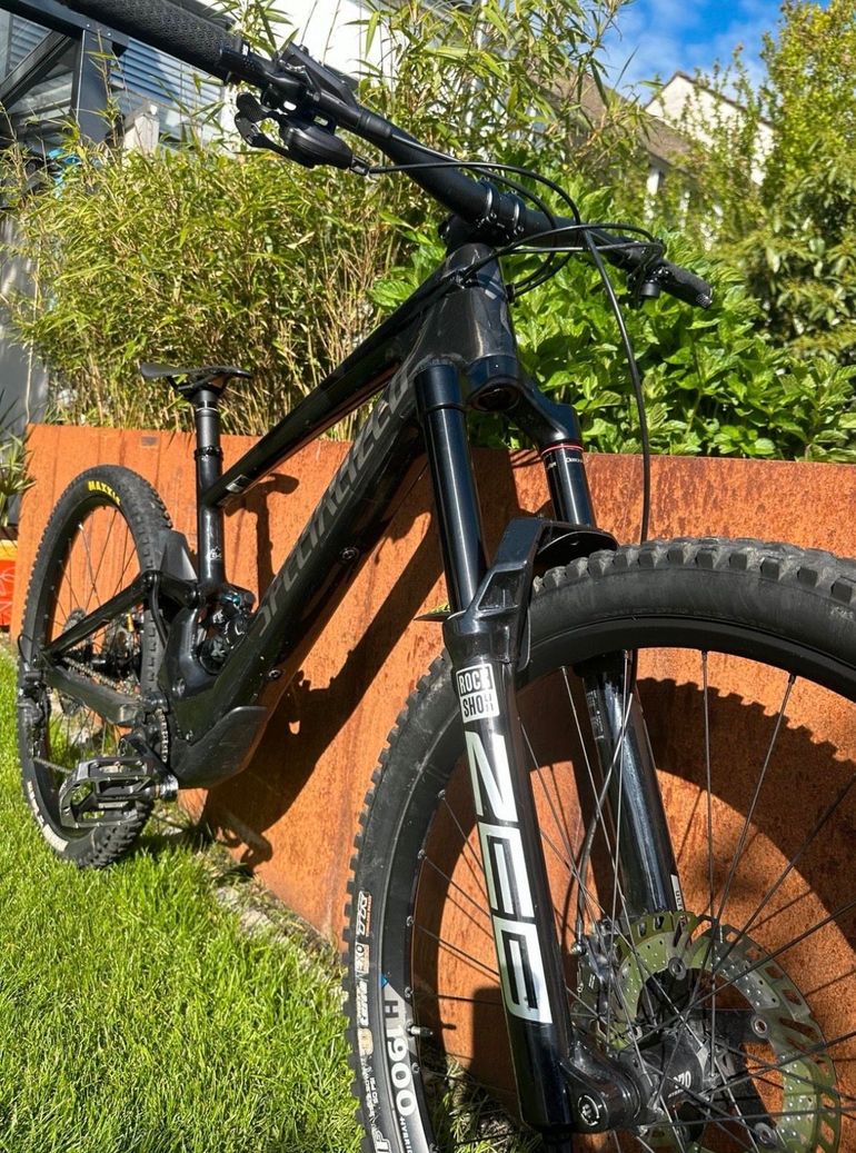 Brugt Specialized Kenevo Shimano Deore XT 2022 Mountainbike — billede 2 af 17