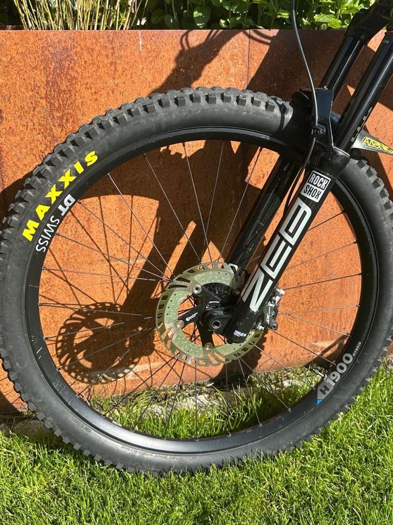 Brugt Specialized Kenevo Shimano Deore XT 2022 Mountainbike — billede 12 af 17