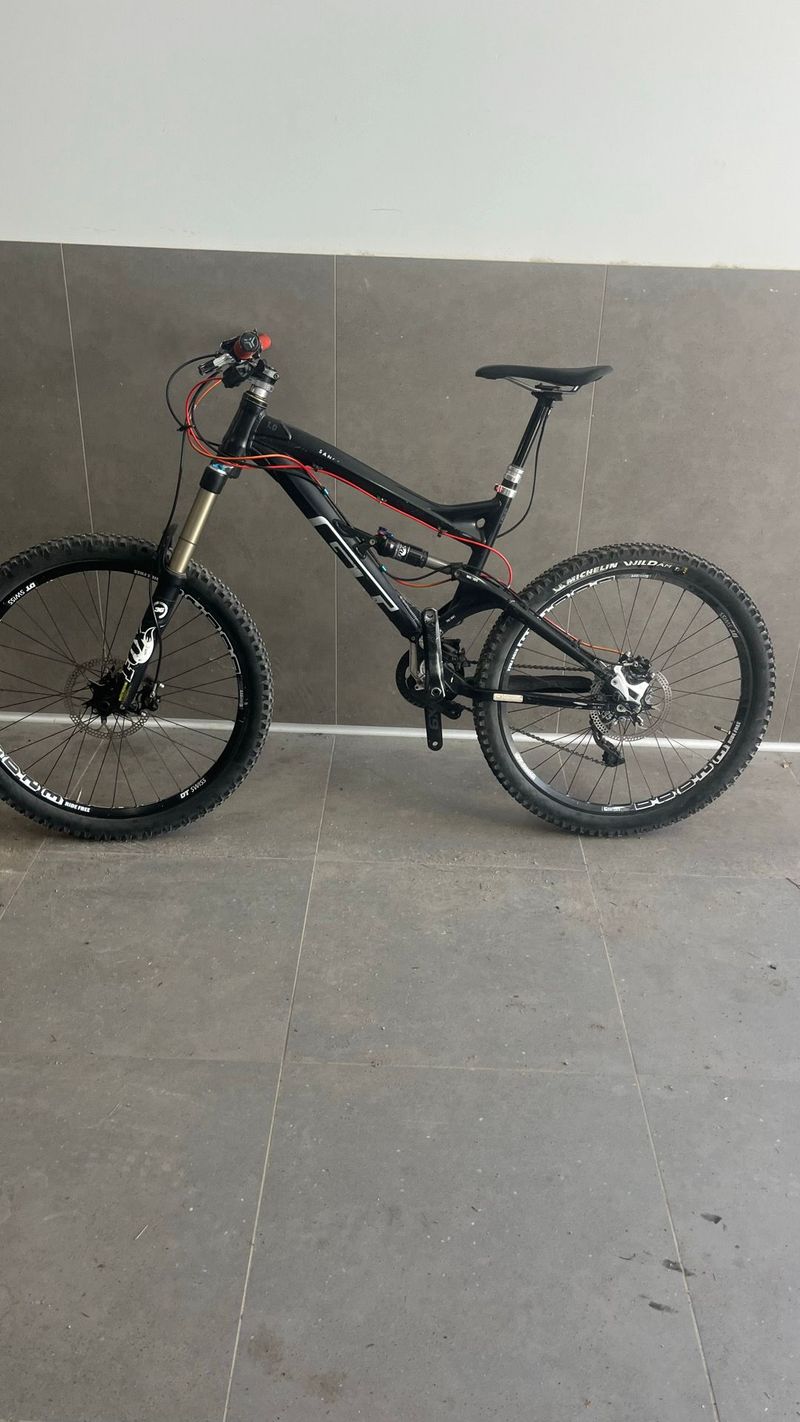 Tweedehands GT Sanction 1.0 M 2015 MTB