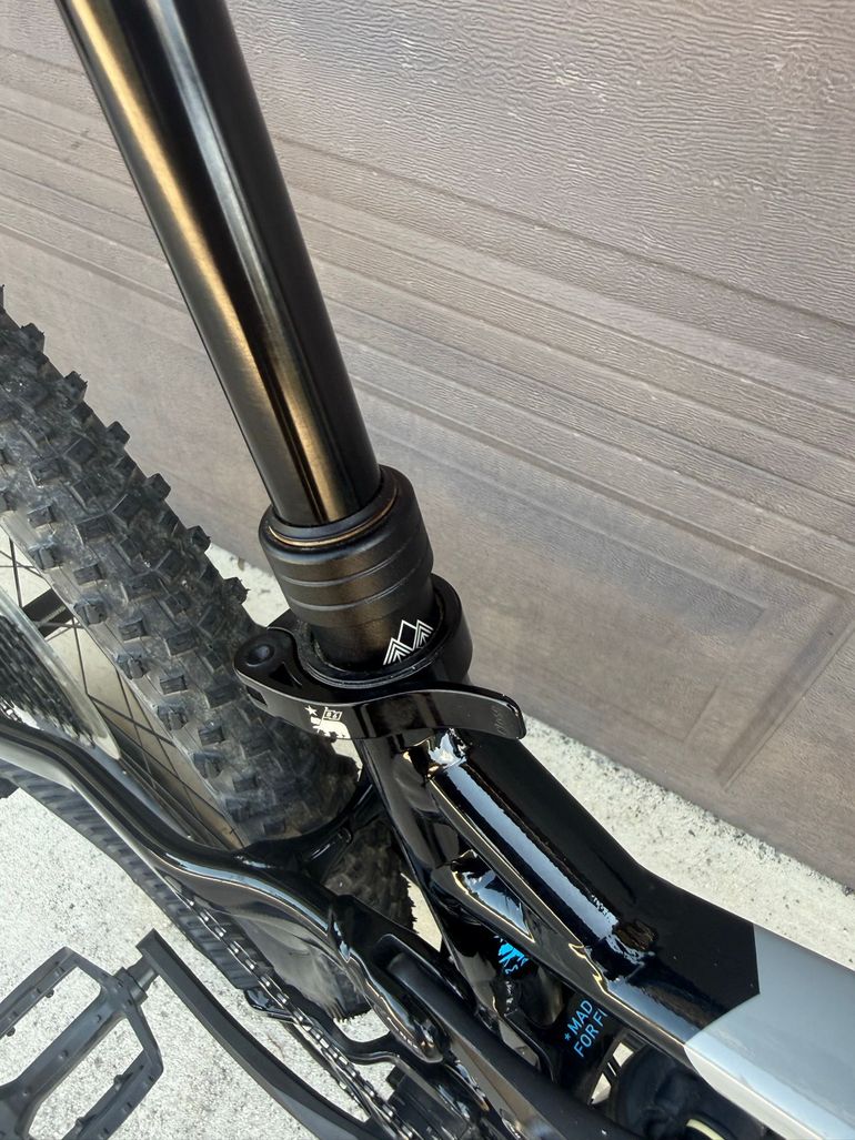 Used Marin Rift Shimano Deore LX 2022 Mountainbike, Light Gray — image 11 of 16