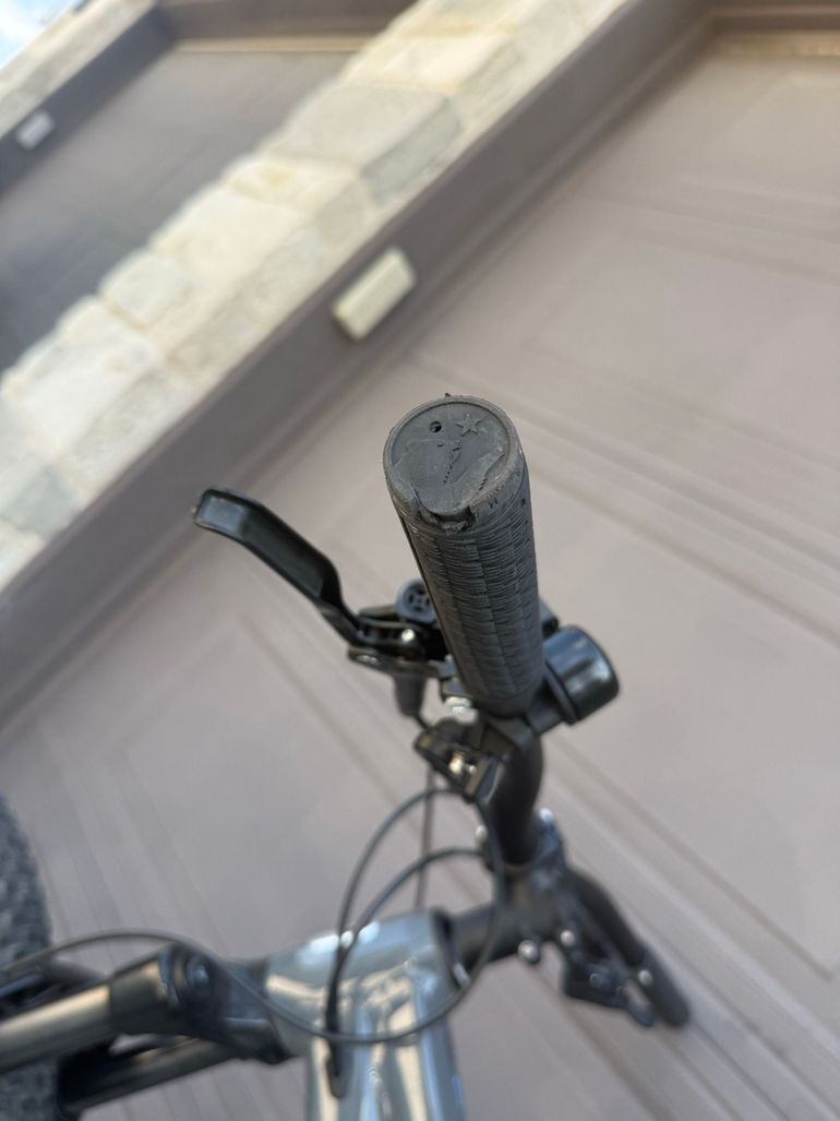 Used Marin Rift Shimano Deore LX 2022 Mountainbike, Light Gray — image 16 of 16