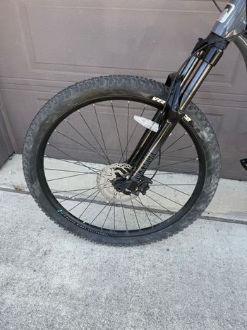 Used Marin Rift Shimano Deore LX 2022 Mountainbike, Light Gray — image 14 of 16