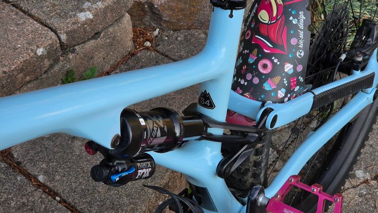 Specialized Stumpjumper EVO Comp 2022 2022 Mountainbike usato, Blu — immagine 14 di 15
