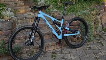 Specialized Stumpjumper EVO Comp 2022 2022 Mountainbike usato, Blu — immagine 8 di 15