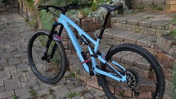 Specialized Stumpjumper EVO Comp 2022 2022 Mountainbike usato, Blu — immagine 13 di 15
