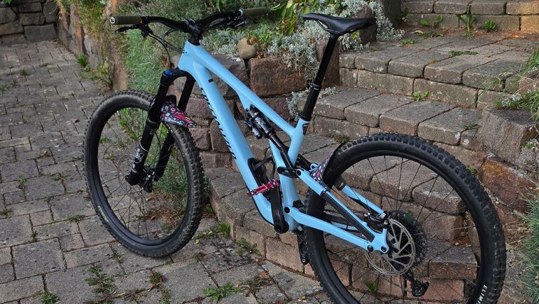 Specialized Stumpjumper EVO Comp 2022 2022 Mountainbike usato, Blu — immagine 13 di 15