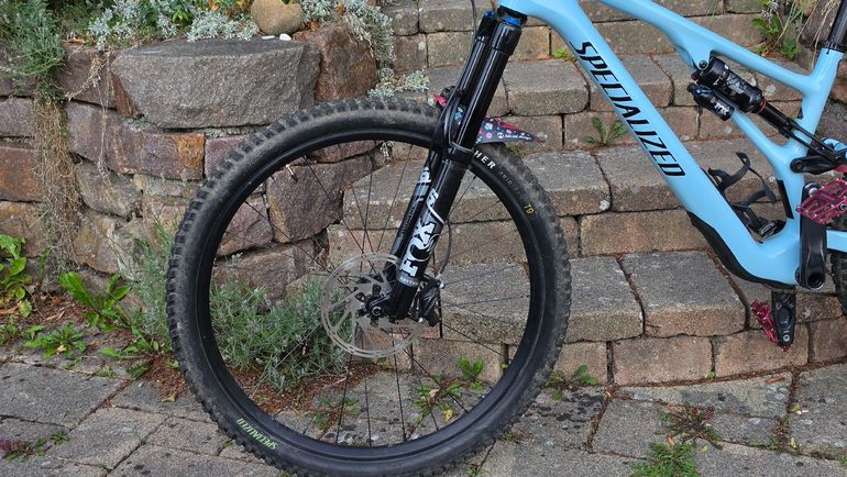Specialized Stumpjumper EVO Comp 2022 2022 Mountainbike usato, Blu — immagine 9 di 15