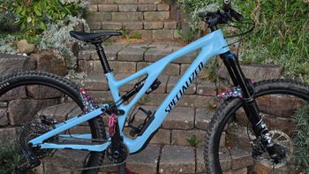 Specialized Stumpjumper EVO Comp 2022 2022 Mountainbike usato, Blu — immagine 4 di 15