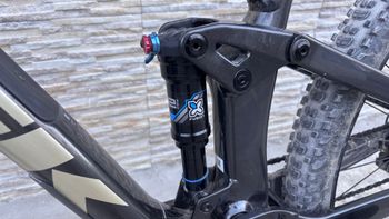 Brugt Trek Top Fuel 5 2024 2024 Mountainbike — billede 2 af 4