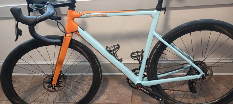Used Cannondale CAAD13 2022 Road & Gravel, Orange — image 2 of 5