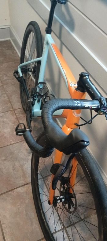 Used Cannondale CAAD13 2022 Road & Gravel, Orange — image 5 of 5