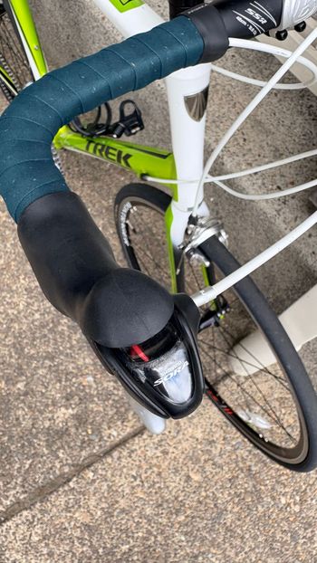 Used Trek 2.3 H2 (Triple) 2012 2012 Road & Gravel, Green — image 5 of 5