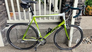 Used Trek 2.3 H2 (Triple) 2012 2012 Road & Gravel, Green — image 1 of 5