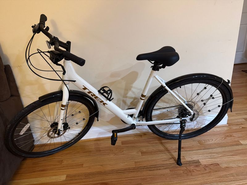 Used Trek Verve+ 1 Lowstep 2025 2025 Urban & Touring