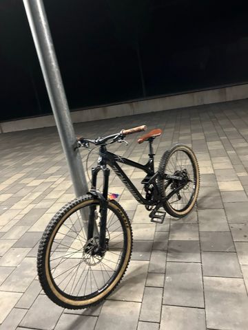Używany Commencal META SX V3 2018 2018 Mountainbike — zdjęcie 3 z 4