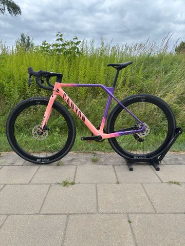 Used Canyon CF SL 8 2023 Road & Gravel, Purple — image 2 of 34