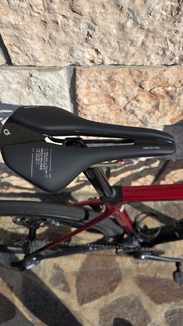 Used Yoeleo Custom SRAM Force eTap AXS 2022 Road & Gravel, Red — image 8 of 10