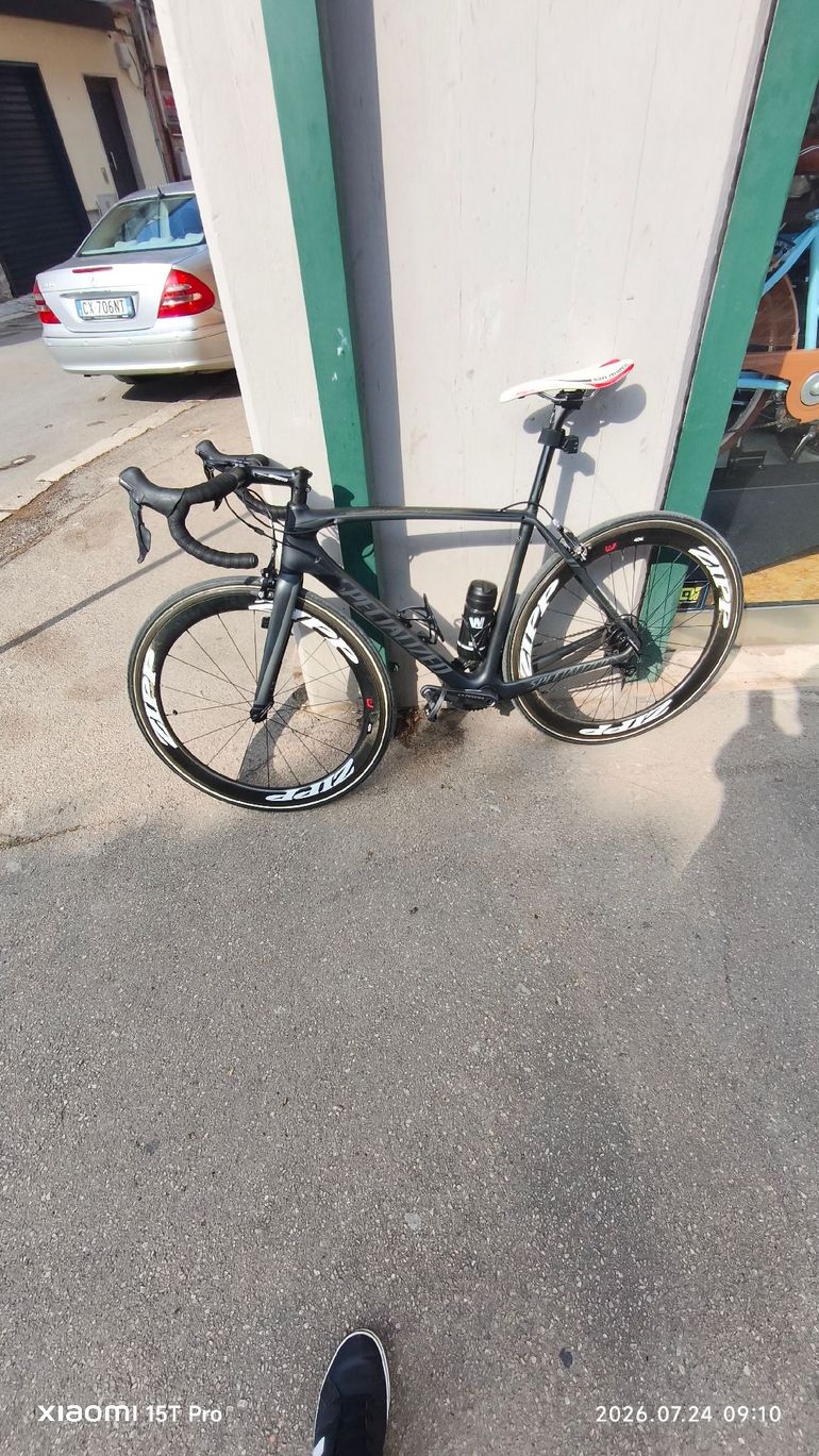 Käytetty Specialized Amira Comp 2017 2017 Road & Gravel — kuva 3 / 8
