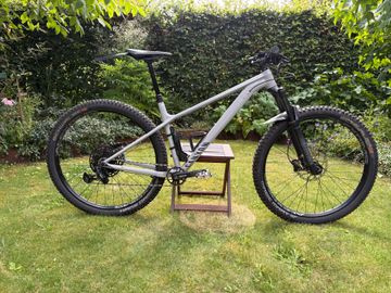 Used Canyon Stoic 3 2021 2021 Mountainbike, Light Gray, 27.5, 29 — image 2 of 10