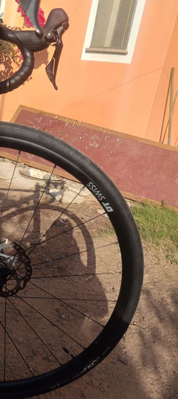 Used Canyon Endurace 6 2024 2024 Road & Gravel, Light Gray — image 3 of 8