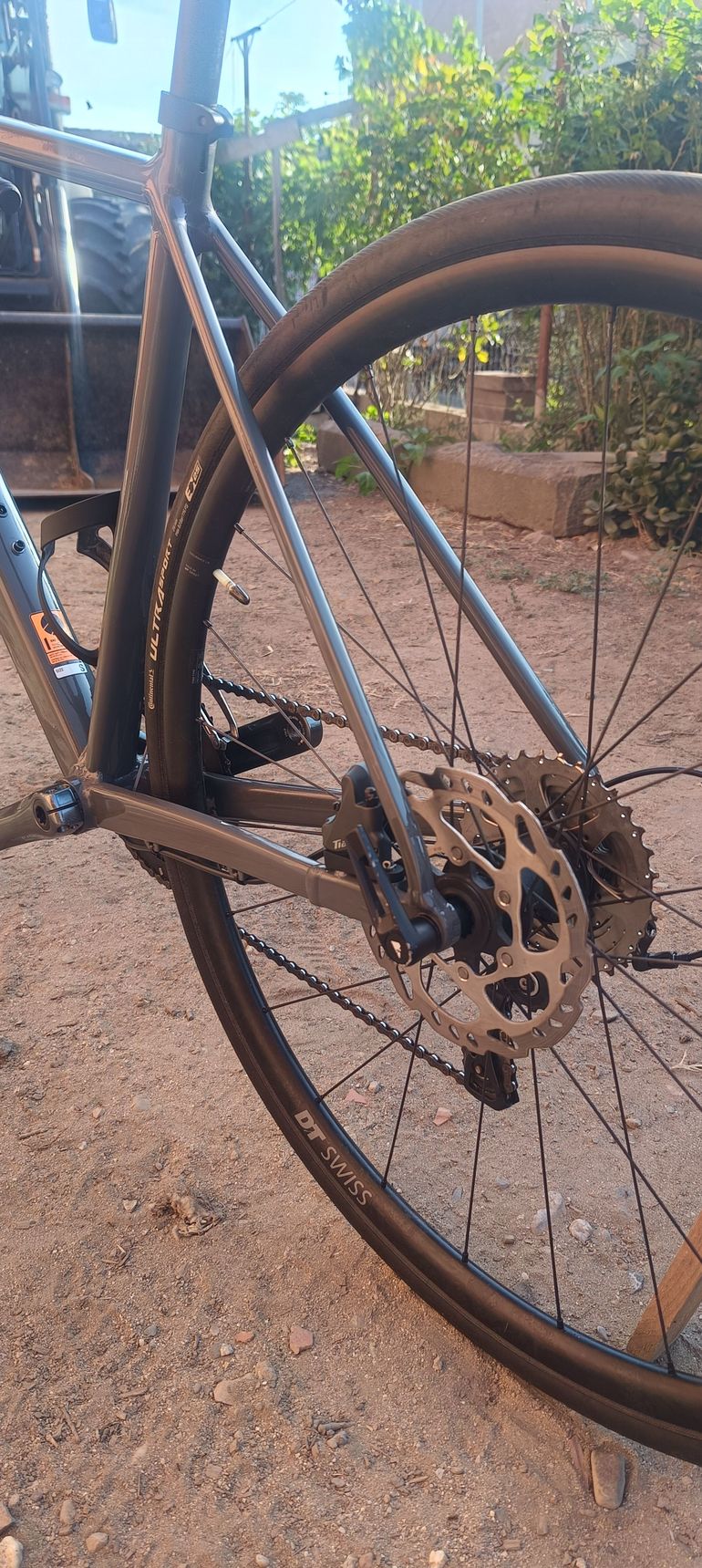 Used Canyon Endurace 6 2024 2024 Road & Gravel, Light Gray — image 5 of 8