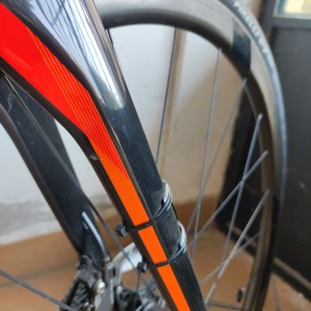 Used BMC Roadmachine 01 FOUR 2019 2019 Road & Gravel, Black — image 11 of 13