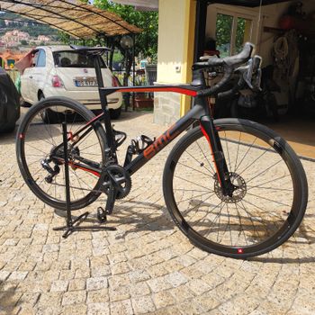 BMC Roadmachine 01 FOUR 2019 2019 Road & Gravel usato