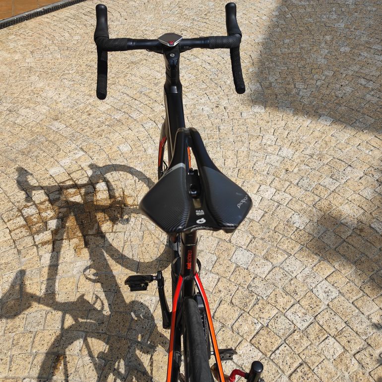 BMC Roadmachine 01 FOUR 2019 2019 Road & Gravel usato, Nero — immagine 8 di 8