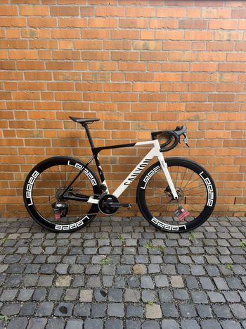 Gebrauchtes Canyon Ultimate CF SL 7 AXS 2024 2024 Road & Gravel