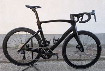 Used Pinarello Dogma Shimano Ultegra Di2 2023 Road & Gravel