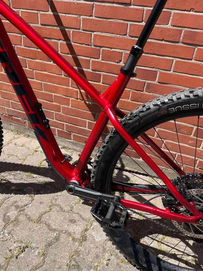 Trek Roscoe 9 2023 2023 Mountainbike d'occasion — image 7 sur 14