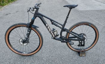 Used Canyon Neuron 7 2024 2024 Mountainbike, Black, 27.5, 29 — image 2 of 10