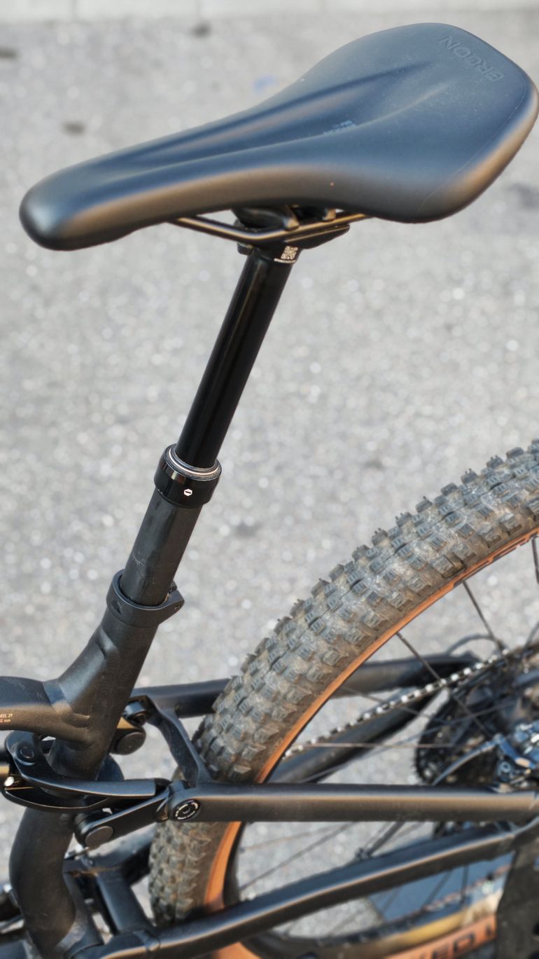 Used Canyon Neuron 7 2024 2024 Mountainbike, Black, 27.5, 29 — image 5 of 10