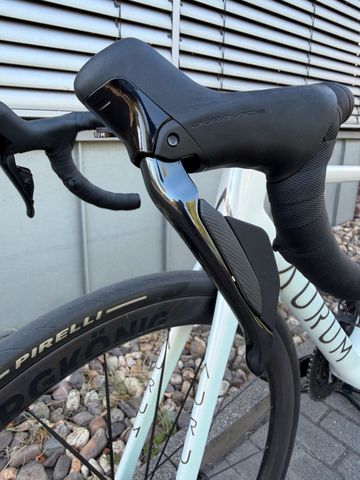 Gebrauchtes Aurum Essentia 2025 Road & Gravel, Weiß — Bild 13 von 17