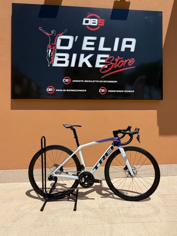 Used Trek Emonda Shimano 105 Di2 2025 2025 Road & Gravel
