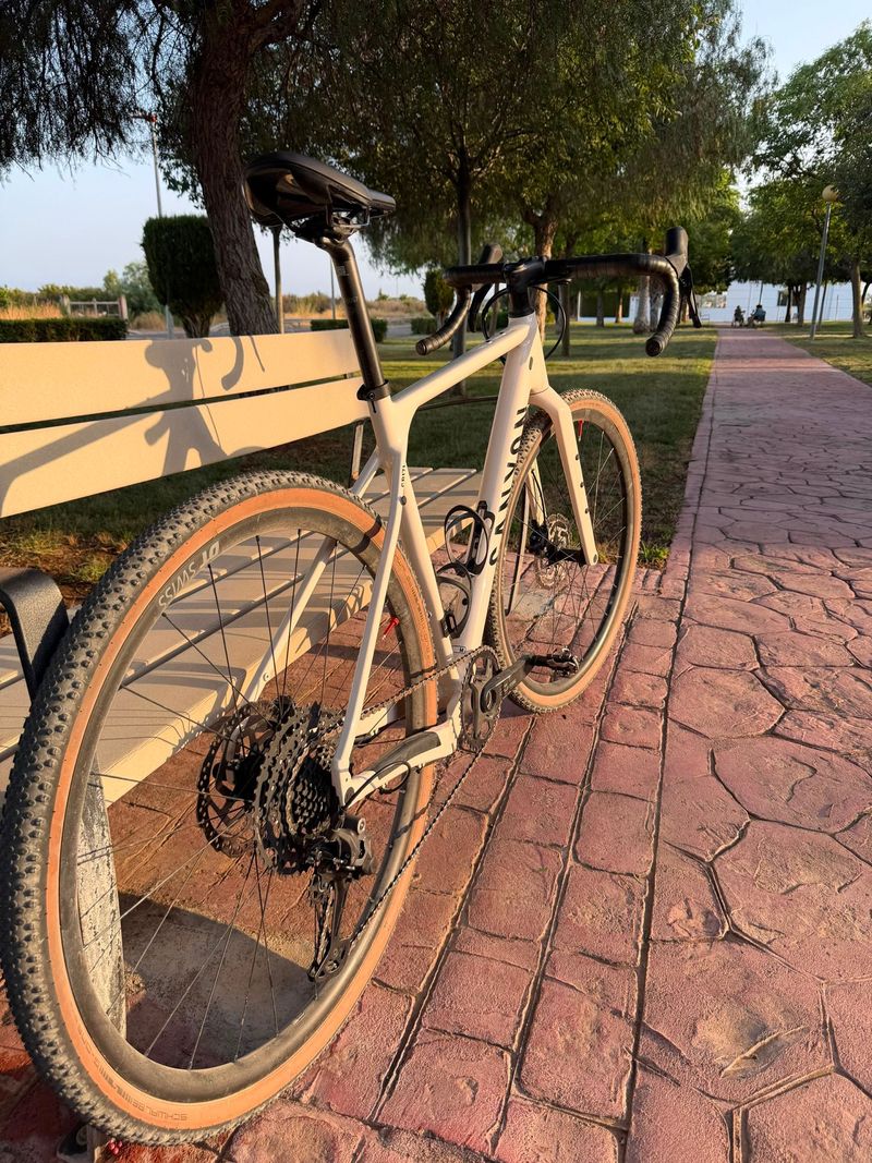 Tweedehands Canyon Grizl 5 2026 2026 Road & Gravel — afbeelding 4 van 8