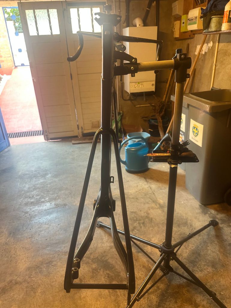 Alpha Bikes Route Aéro Frameset 2021 Road & Gravel usato, Nero — immagine 6 di 6