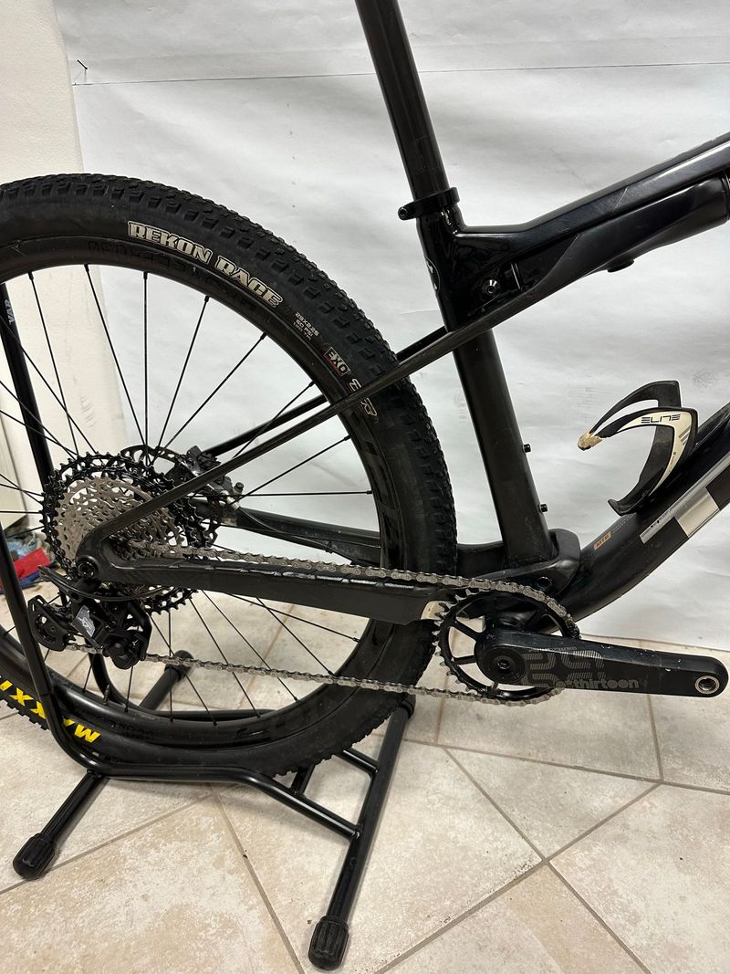 Used Trek Supercaliber 9.8 XT 2023 2023 MTB