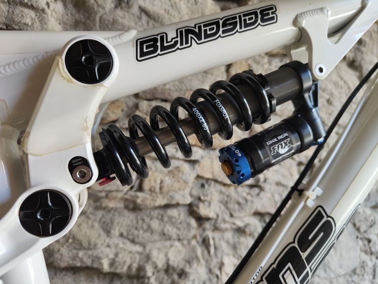 Used Transition Blindside 2012 Mountainbike, White — image 3 of 7