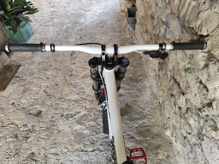 Used Transition Blindside 2012 Mountainbike, White — image 4 of 7